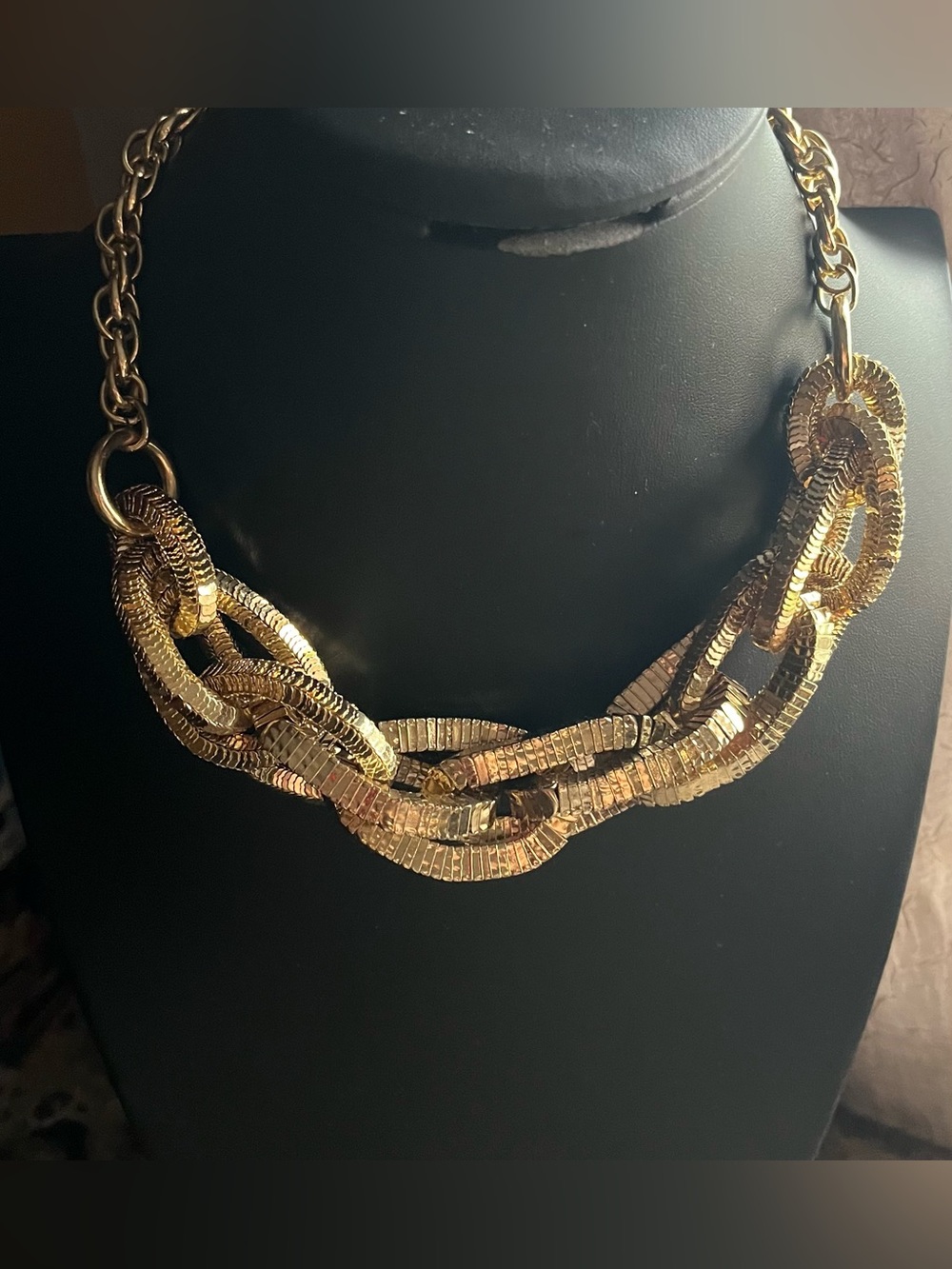 Banana Republic Chunky Link Statement Necklace